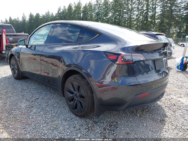 2024 TESLA MODEL Y 7SAYGDEE9RF190862 Photo 2