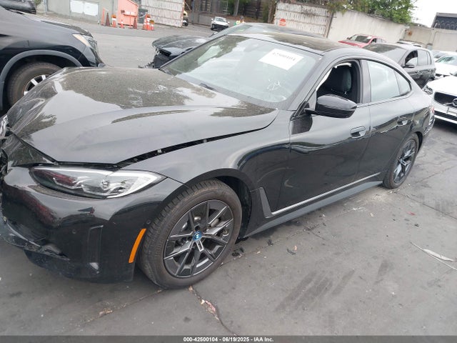 BMW 2023 2023 WBY43AW09PFP59452 Image 2