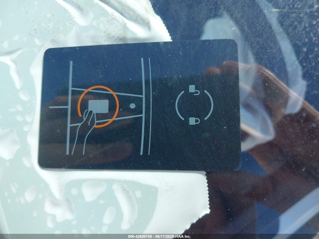 2023 TESLA MODEL 3 5YJ3E1EA0PF621448 Photo 10