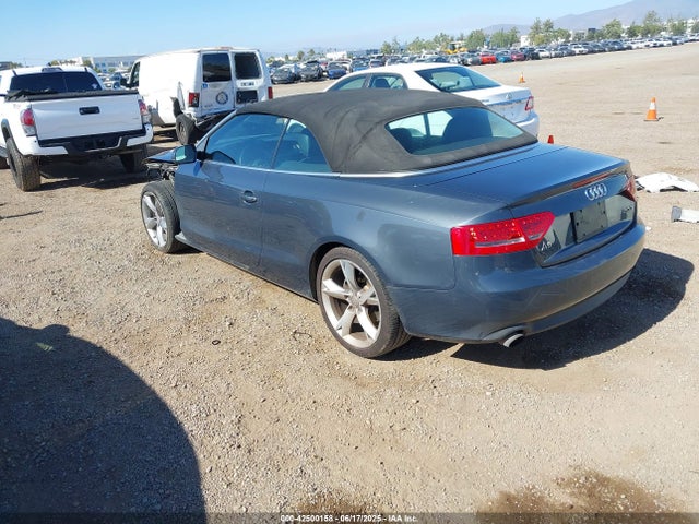 2011 AUDI A5 WAUJFAFH3BN009140 Photo 2