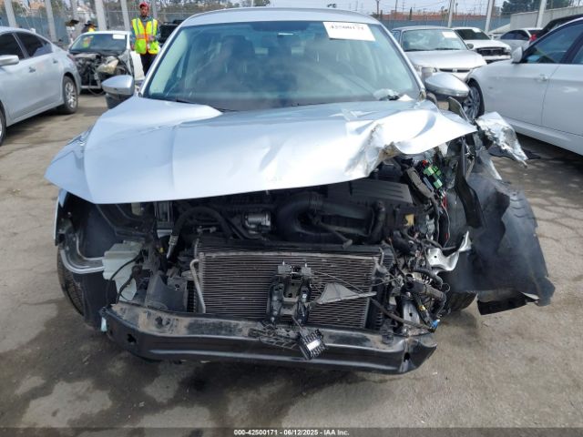1VWDT7A38HC066443 Volkswagen 1.8 tsi