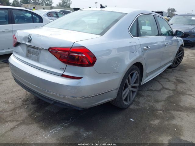 1VWDT7A38HC066443 Volkswagen 1.8 tsi