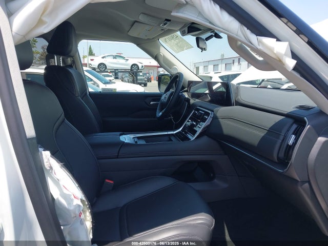 Nissan Armada 2025 JN8AY3AD2S9301095 Image 5
