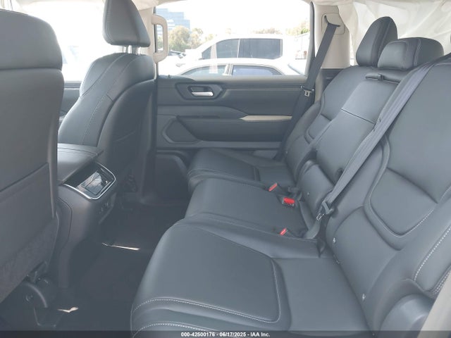 Nissan Armada 2025 JN8AY3AD2S9301095 Image 8
