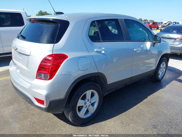 KL7CJNSM5NB503071 Chevrolet le2