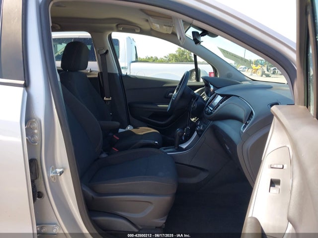 KL7CJNSM5NB503071 Chevrolet le2