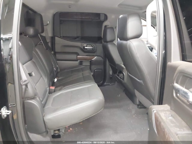 3GTU9DET8LG178028 GMC lm2