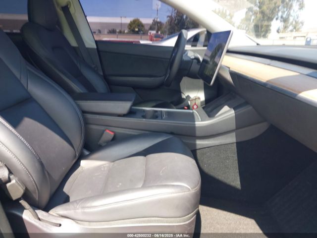 2021 TESLA MODEL Y 5YJYGDEF9MF298607 Photo 4