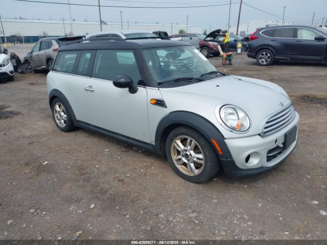 2013 MINI CLUBMAN WMWZF3C57DT571288