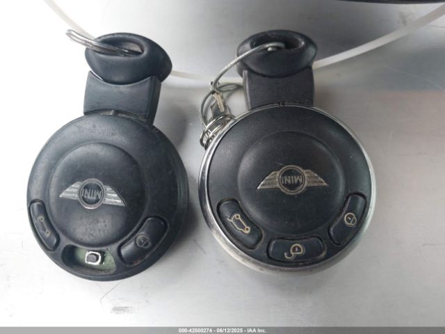 2011 MINI COOPER WMWZN3C5XBTZ89487 Photo 10