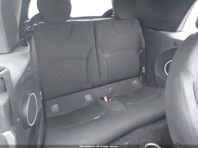 2011 MINI COOPER WMWZN3C5XBTZ89487 Photo 7