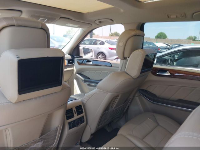4JGDF7DE2FA468258 Mercedes-Benz Gl-Class