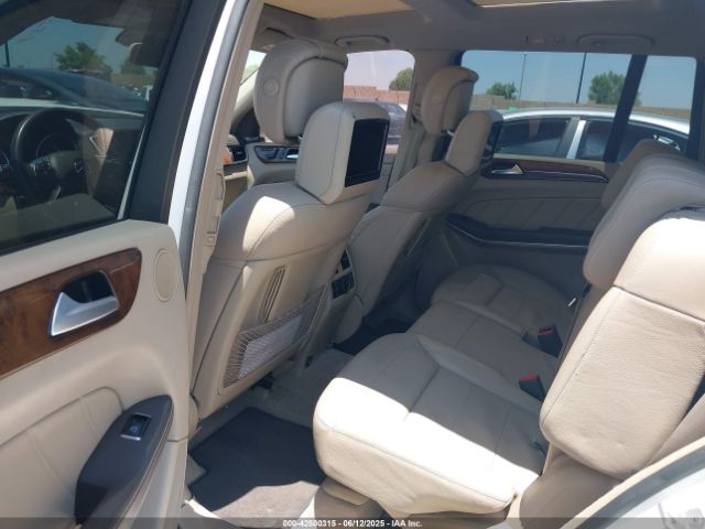 4JGDF7DE2FA468258 Mercedes-Benz Gl-Class