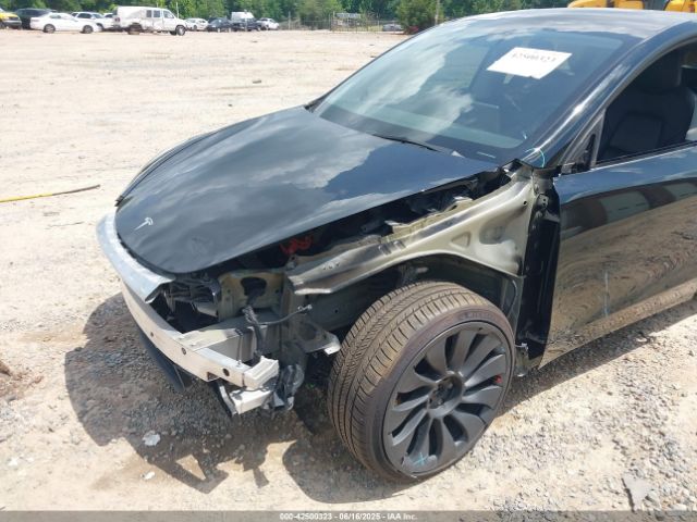 7SAYGDEF3NF328009 Tesla Model Y