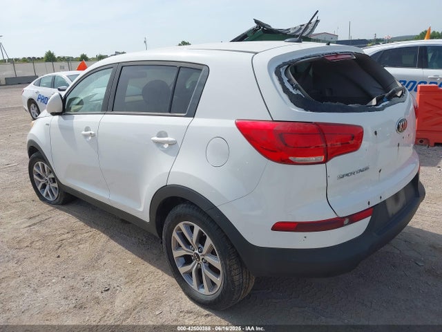 KIA Sportage Lx 2015 KNDPBCAC2F7710696 Image 3