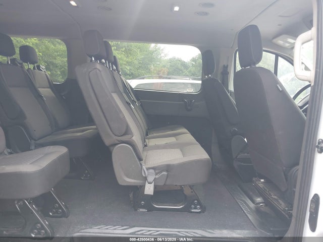 1FBAX2YG6RKA47052 Ford Transit-350 Passenger Van Xlt