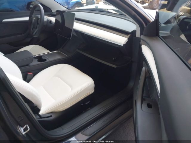 2023 TESLA MODEL 3 5YJ3E1EA3PF622898 Photo 4