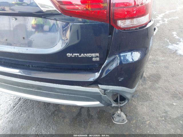 JA4AD3A38GZ034254 Mitsubishi Outlander Se