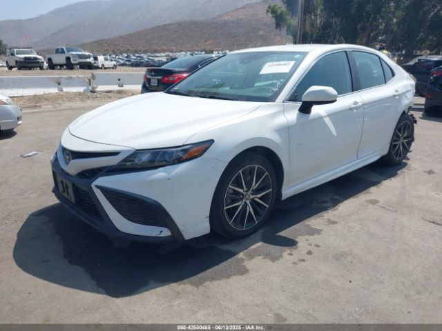 2021 TOYOTA CAMRY 4T1G11AKXMU498364 Photo 1