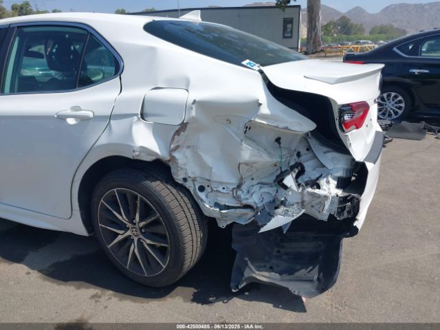 2021 TOYOTA CAMRY 4T1G11AKXMU498364 Photo 5