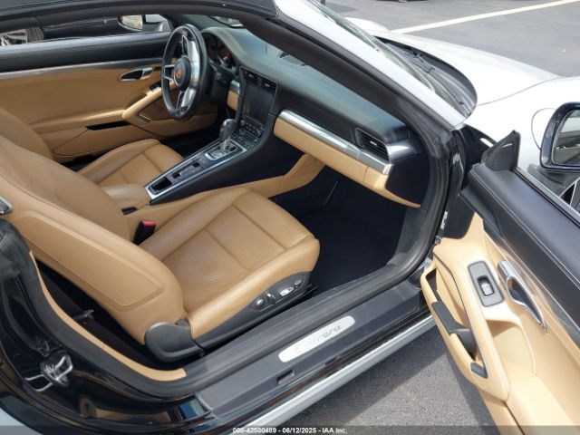 WP0CA2A98KS129145 Porsche 911