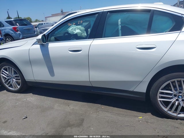 BMW 530I 2025 WBA53FJ0XSCU65589 Image 14