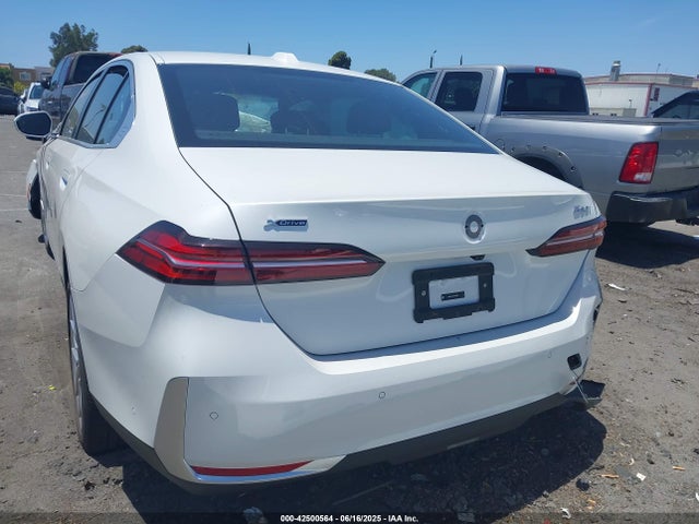 BMW 530I 2025 WBA53FJ0XSCU65589 Image 16