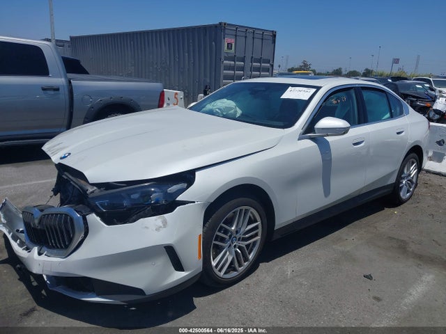 BMW 530I 2025 WBA53FJ0XSCU65589 Image 2