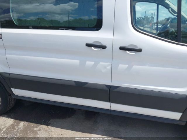 1FTYE1Y86LKA49989 Ford Transit-150
