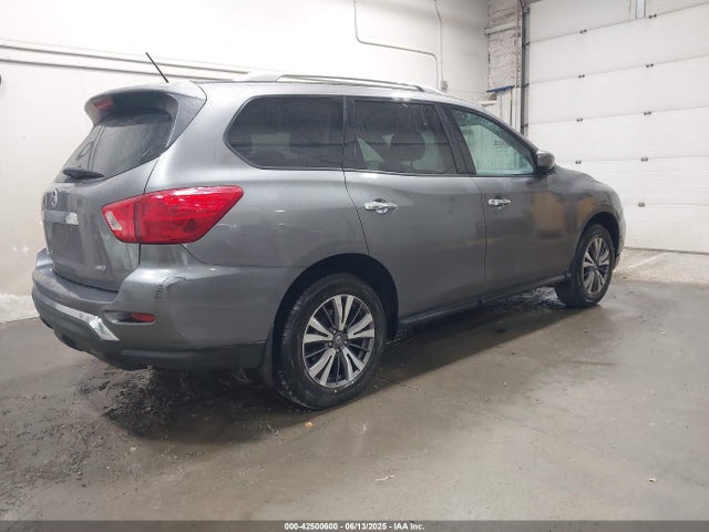 Nissan Pathfinder 2017 5N1DR2MM1HC668654 Image 4