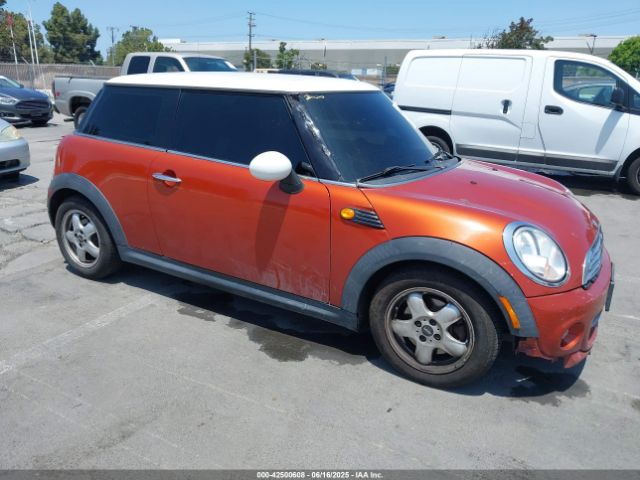 2011 MINI COOPER WMWSU3C50BT094515 Photo 0