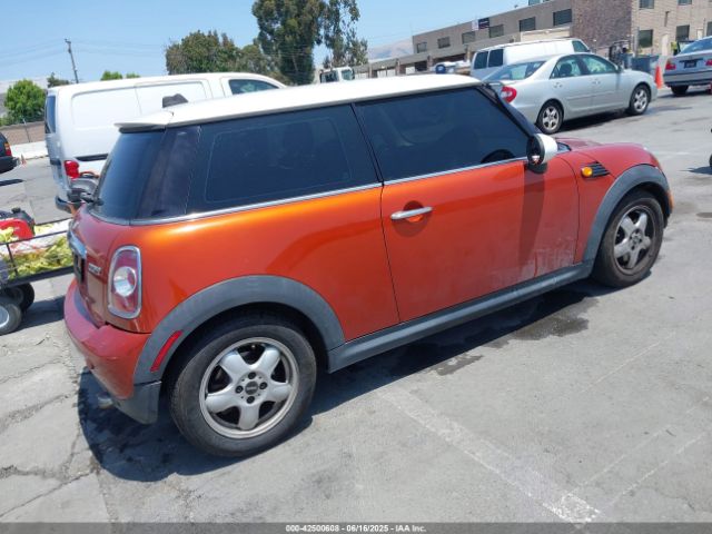 2011 MINI COOPER WMWSU3C50BT094515 Photo 3