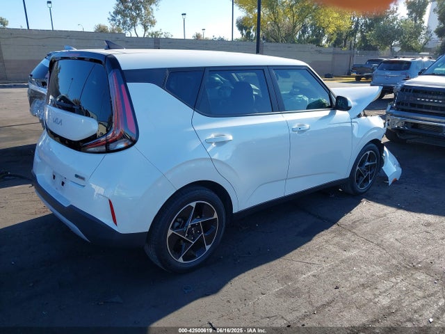 KIA mpi nu 2023 KNDJ33AU4P7842372 Image 4