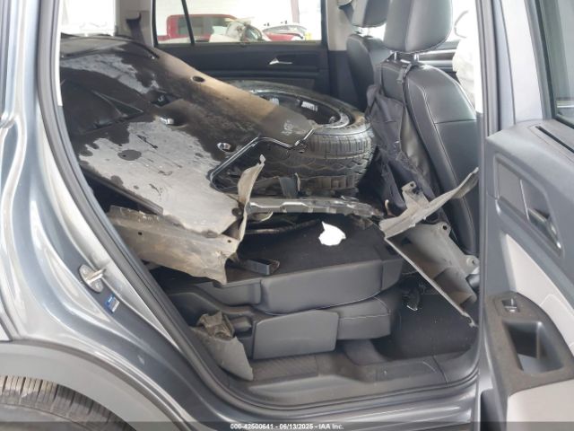 1V2KR2CA9MC536446 Volkswagen 3.6 fsi
