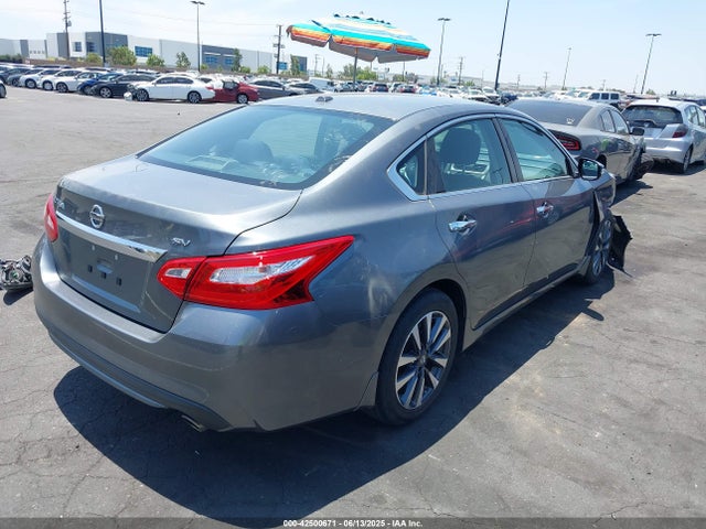 1N4AL3AP8GC223782 Nissan 2016