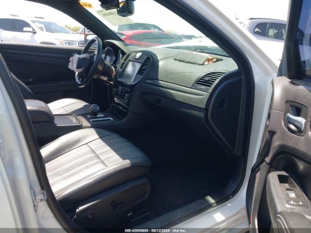 2014 CHRYSLER 300 2C3CCABG9EH373372 Photo 4
