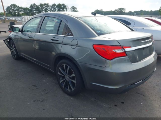 2012 CHRYSLER 200 1C3CCBBG5CN264045 Photo 2