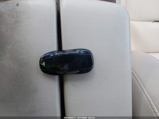 Продажа на аукционе авто 2017 Tesla Model S 100d/60d/75d/90d/p100d, vin: 5YJSA1E20HF222251, номер лота: 42500717