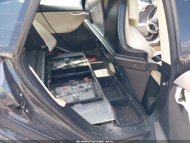 Продажа на аукционе авто 2017 Tesla Model S 100d/60d/75d/90d/p100d, vin: 5YJSA1E20HF222251, номер лота: 42500717
