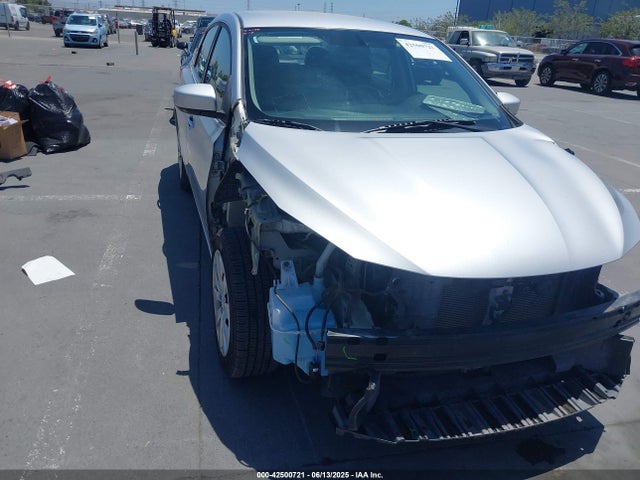 3N1AB7AP4HL674303 Nissan 2017
