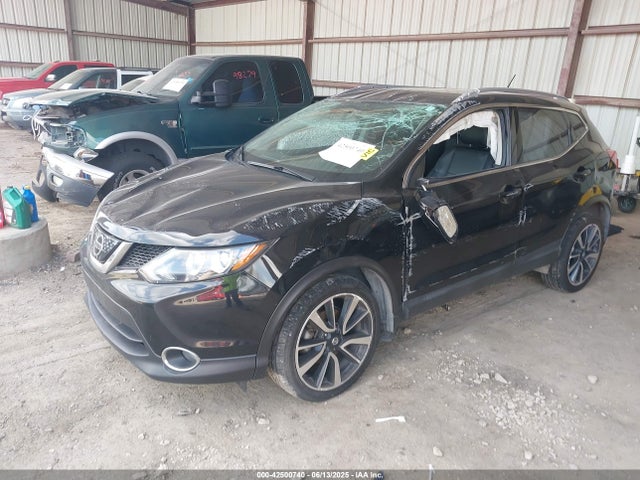 JN1BJ1CR6JW281941 Nissan 2018