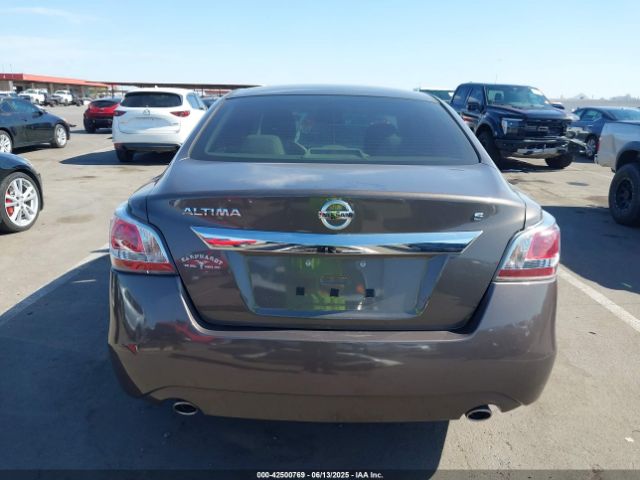 1N4AL3AP6FN334897 Nissan 2015
