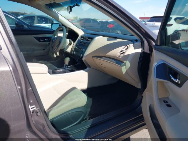 1N4AL3AP6FN334897 Nissan 2015
