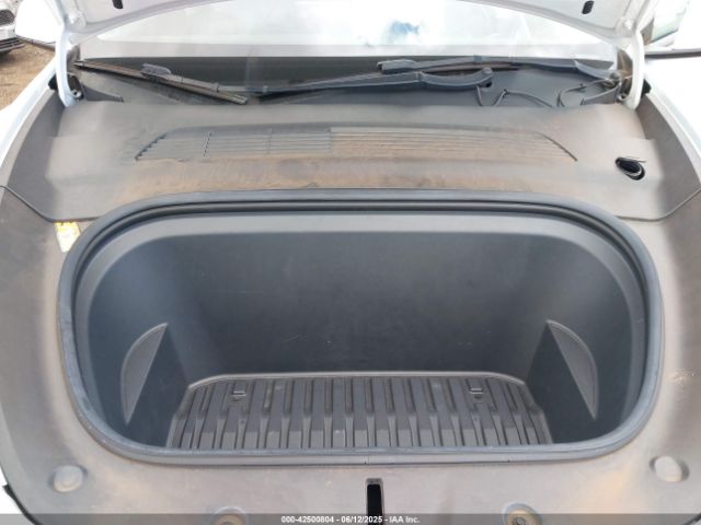 2021 TESLA MODEL Y 5YJYGAED0MF176005 Photo 9