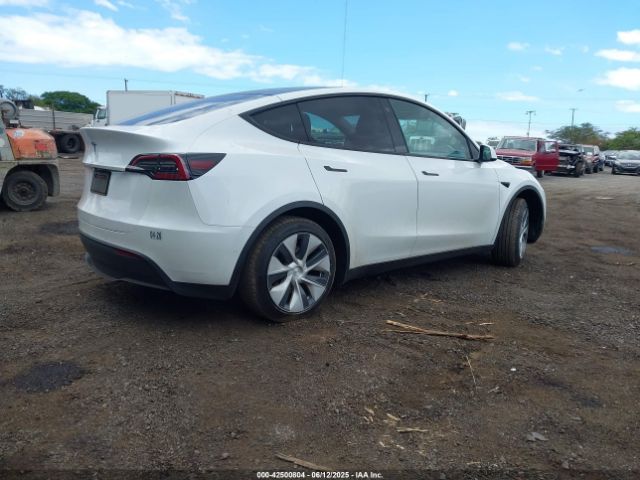 2021 TESLA MODEL Y 5YJYGAED0MF176005 Photo 3