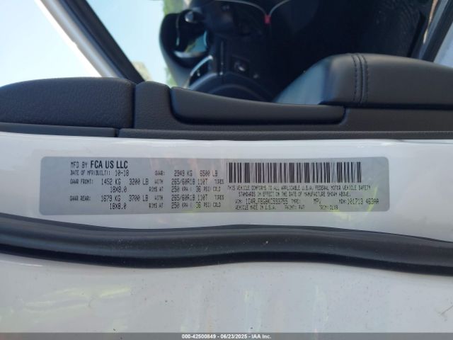 2019 JEEP GRAND CHEROKEE 1C4RJFBG8KC593755 Photo 8