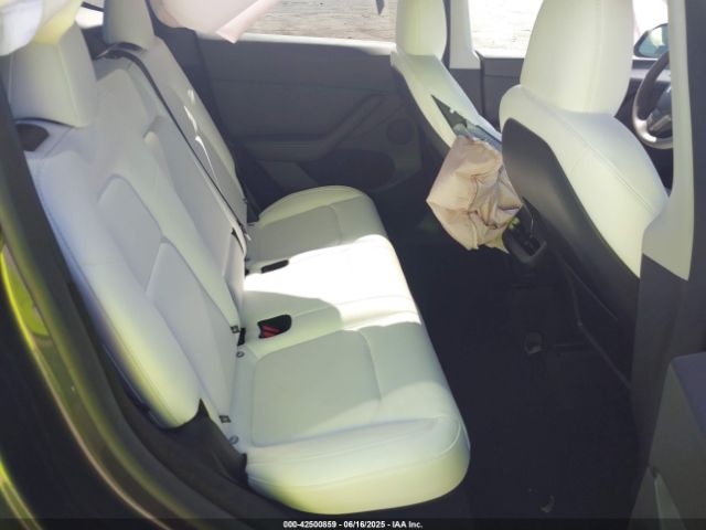 2025 TESLA MODEL Y 7SAYGDEE0SA338755 Photo 7