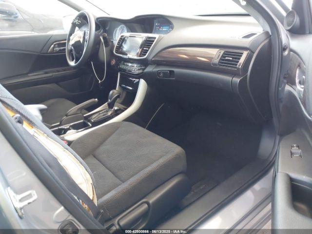 1HGCR2F78HA142882 Honda k24w1