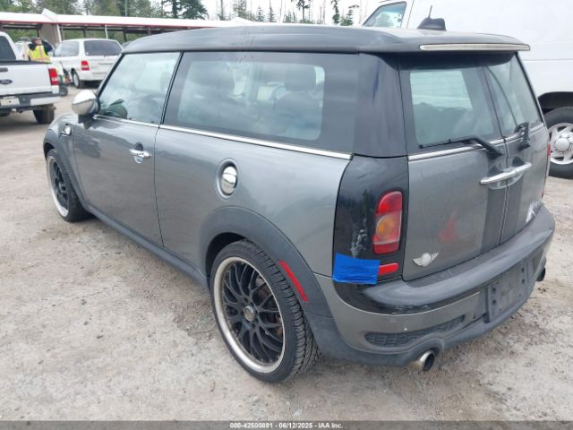 2008 MINI COOPER S CLUBMAN WMWMM33508TP70883 Photo 2