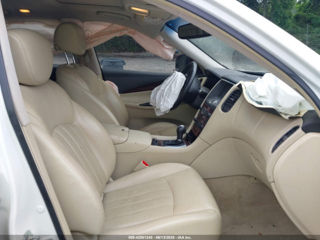 2017 INFINITI QX50 JN1BJ0RR9HM416689 Photo 4